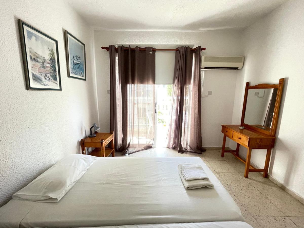 Dream Studio270M From The Beach Paphos Exterior foto